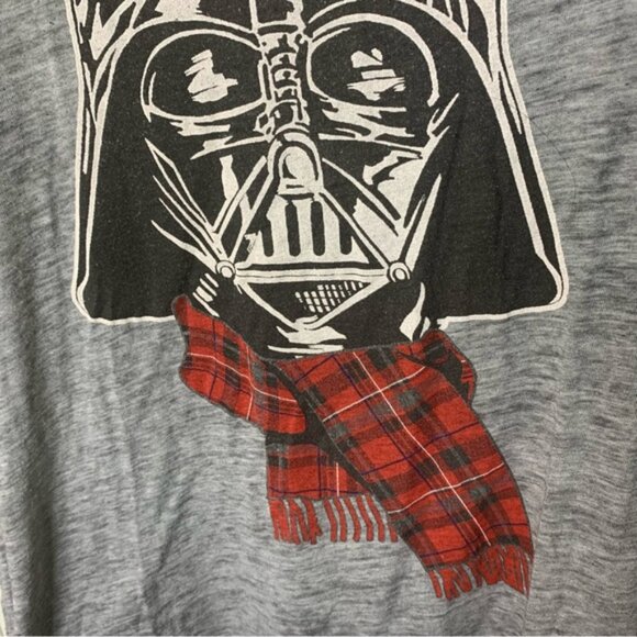 Star Wars Holiday Darth Vader Thin 3/4 Length Shirt - Picture 5 of 16